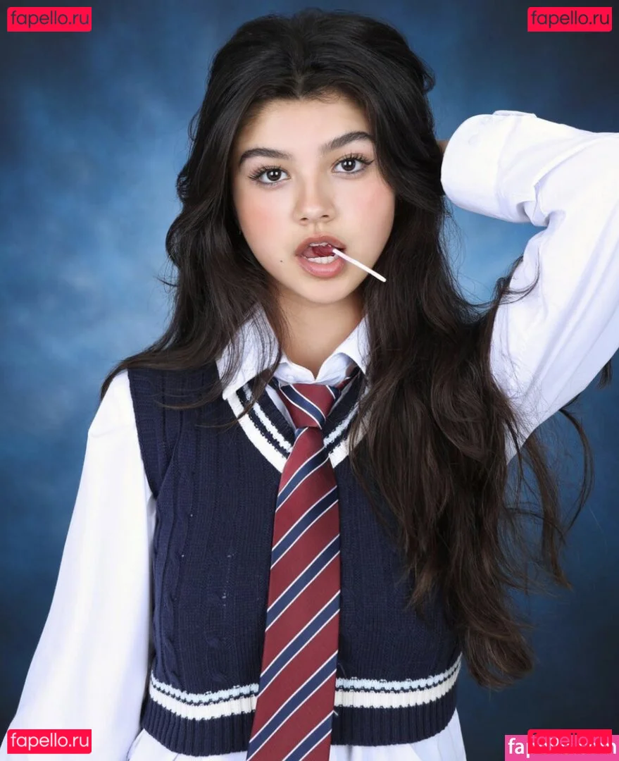 saraecheagaray Onlyfans Photo Gallery 