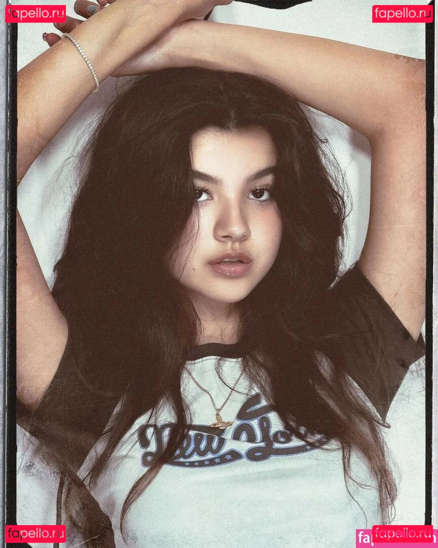 saraecheagaray Onlyfans Photo Gallery 