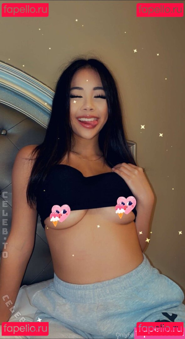 Viptoriaaaa / asian.candy Onlyfans Photo Gallery 
