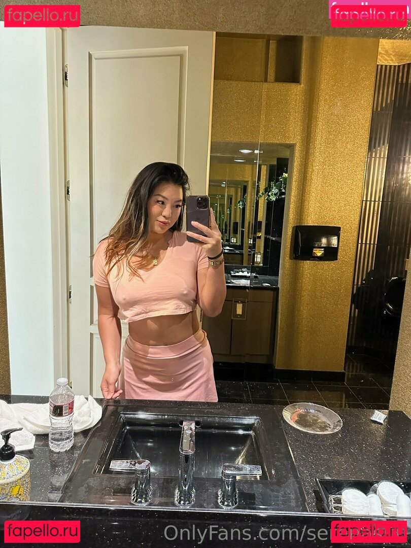 serenasuu Onlyfans Photo Gallery 