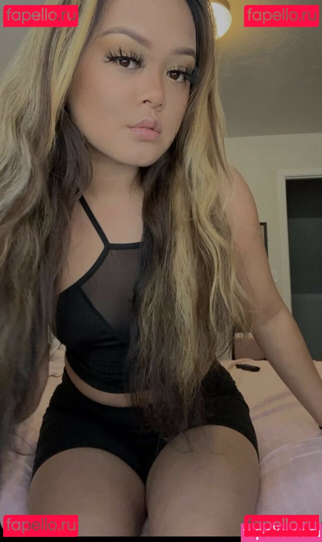 arisweetz / sweetz31 Onlyfans Photo Gallery 