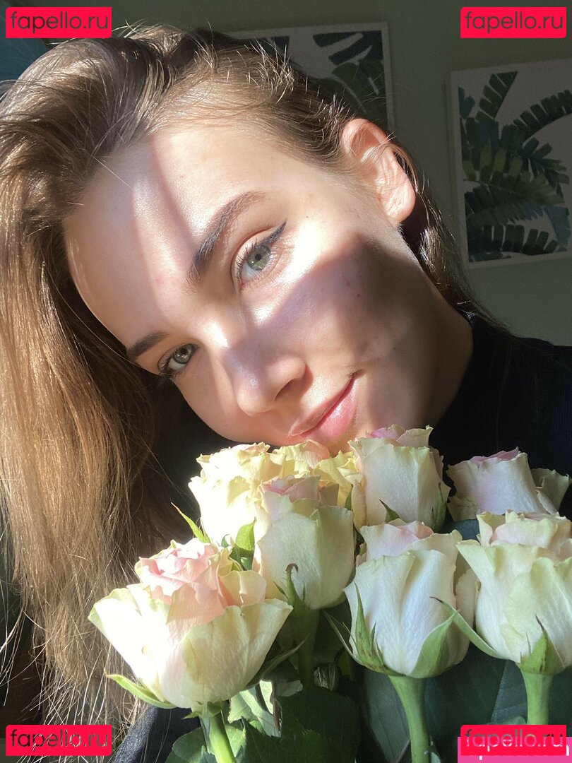 Prettyrussiankitty / prettyruskitty Onlyfans Photo Gallery 