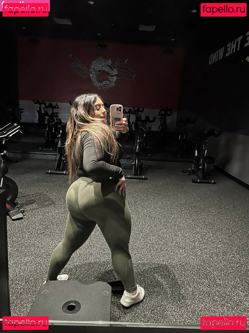 ladyysteph / ladyysteph69 / pinkshortiee Onlyfans Photo Gallery 