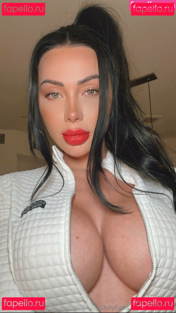 Ambrefit Onlyfans Photo Gallery 