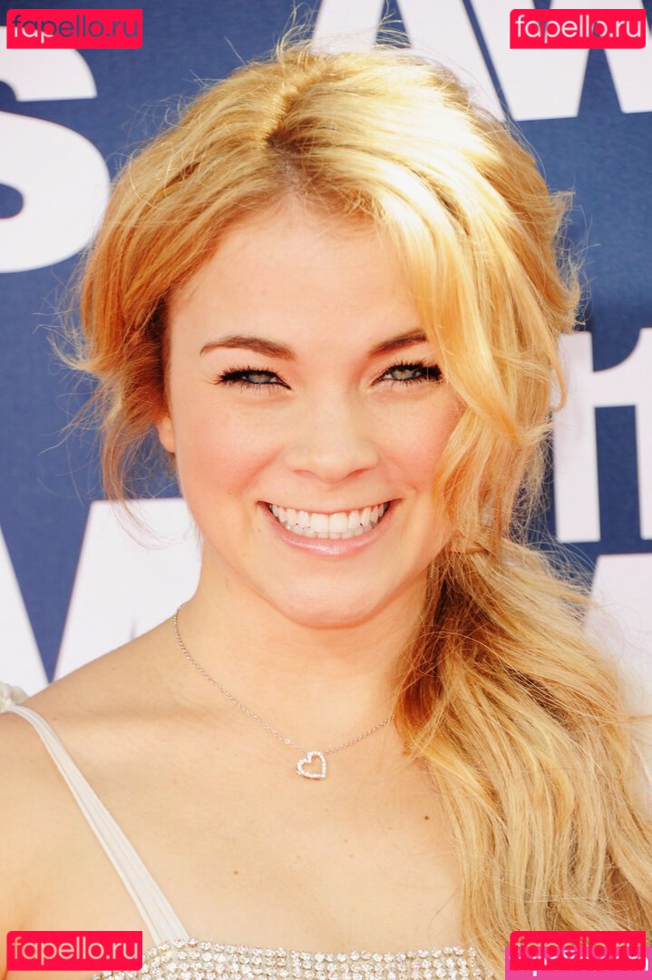 Lenay Olsen Onlyfans Photo Gallery 