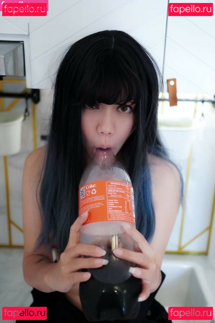 Silchancrayon / cmilann / moshimosil Onlyfans Photo Gallery 