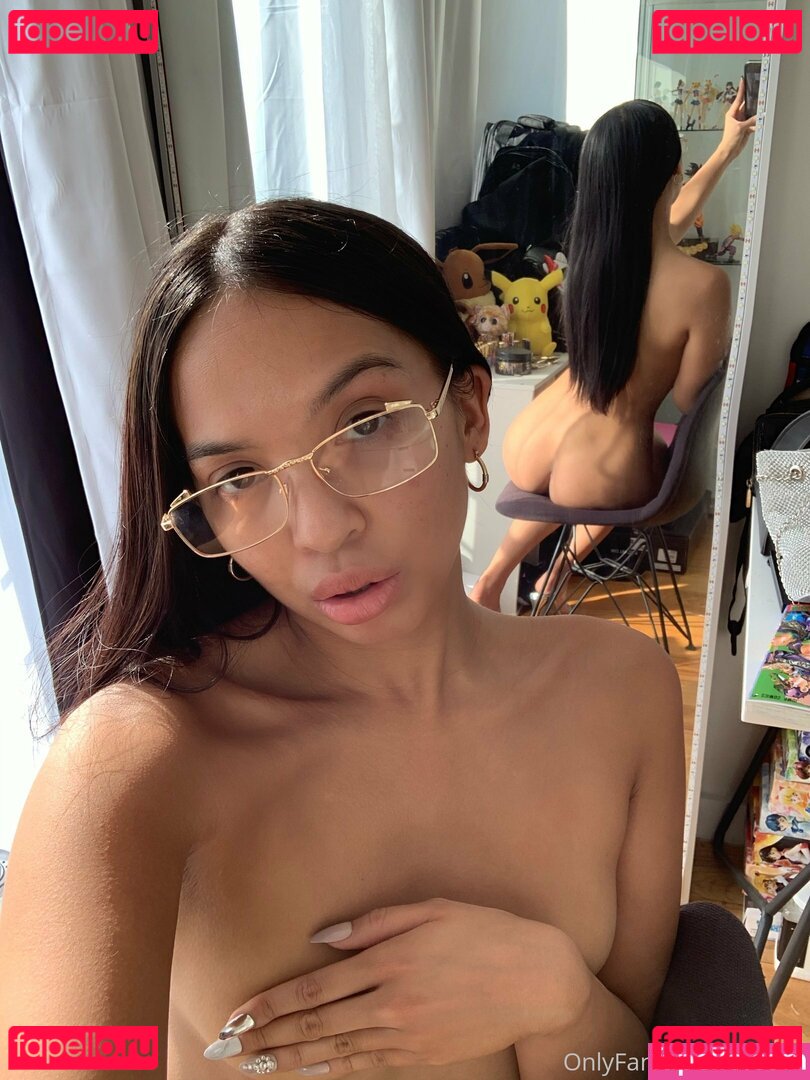 iconica / iconicas Onlyfans Photo Gallery 