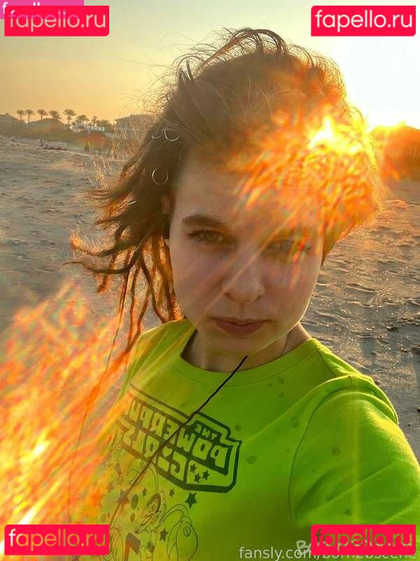 born2bscene / scenegirlaya Onlyfans Photo Gallery 