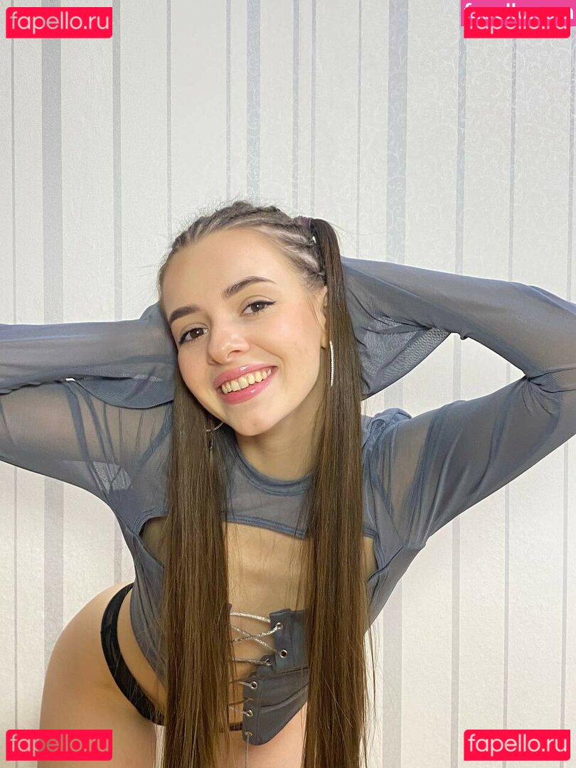 Angelina Lini / angelinalini Onlyfans Photo Gallery 