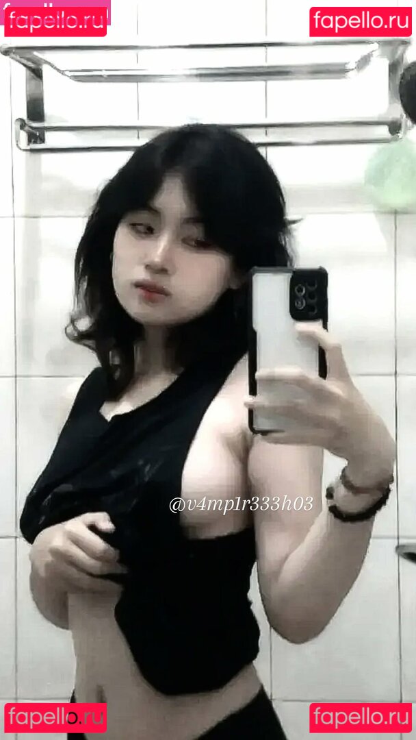 V4mp1r333h03 / u428169304 / v4mp1r3.h03 Onlyfans Photo Gallery 
