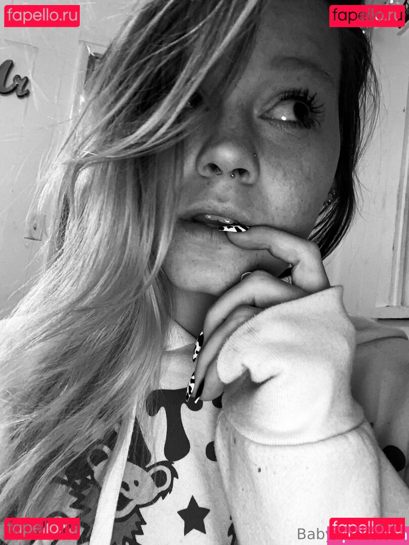 babyypumpkin Onlyfans Photo Gallery 