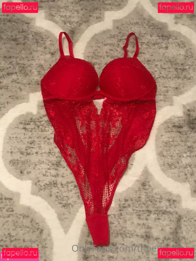 majarokavec / phoebefree Onlyfans Photo Gallery 