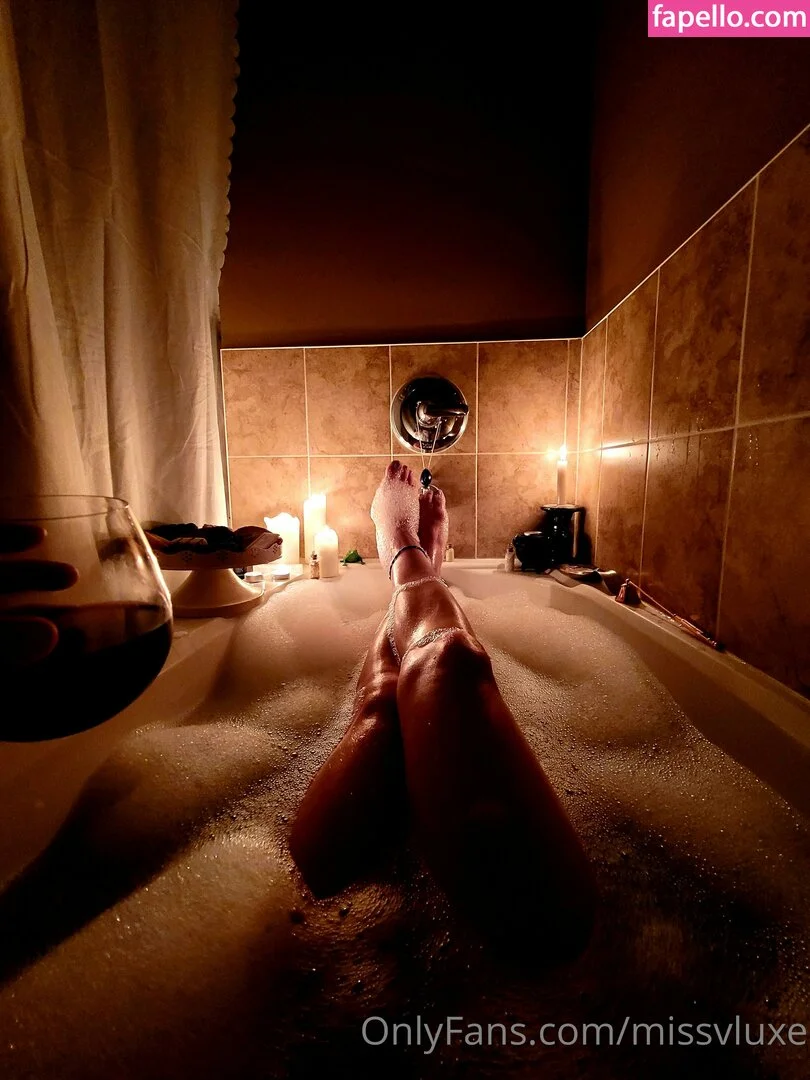 ava.luxe Onlyfans Photo Gallery 