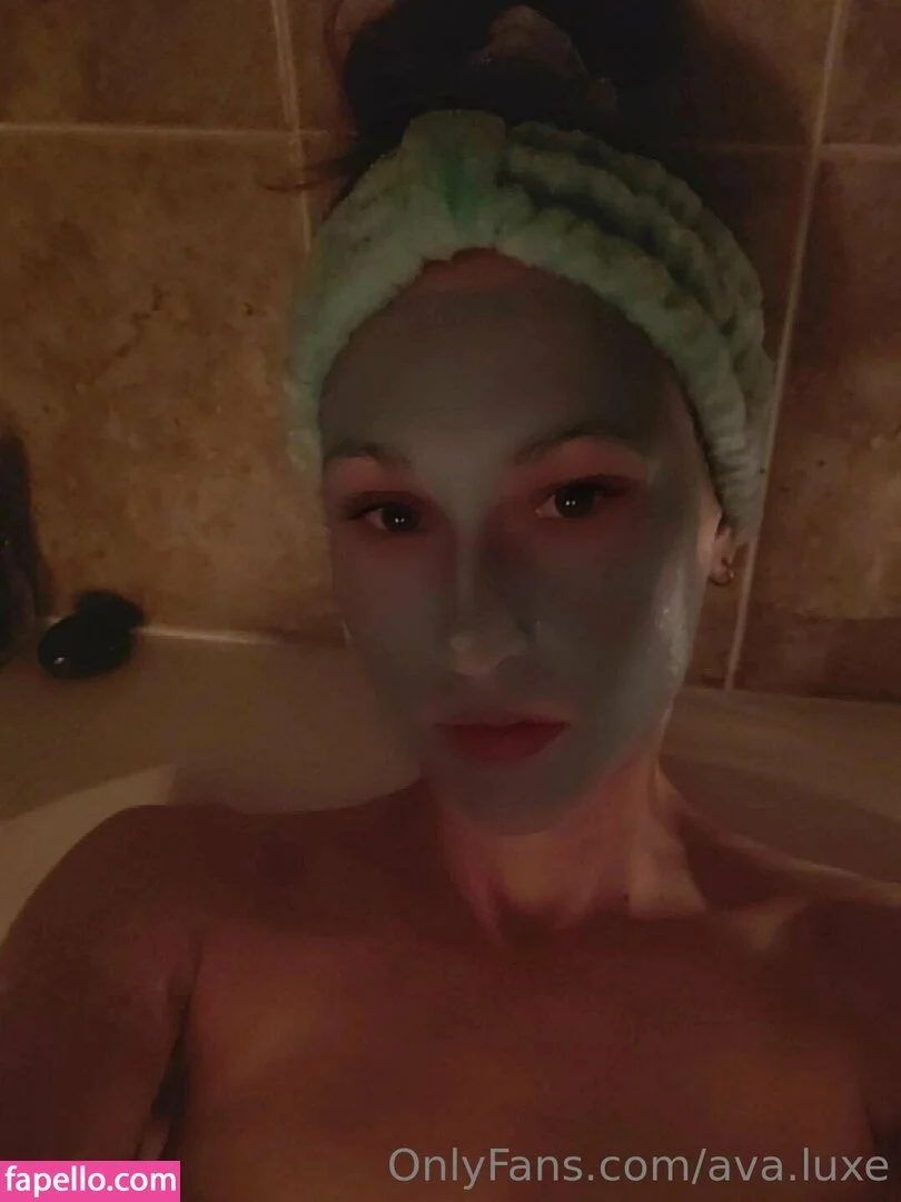 ava.luxe Onlyfans Photo Gallery 