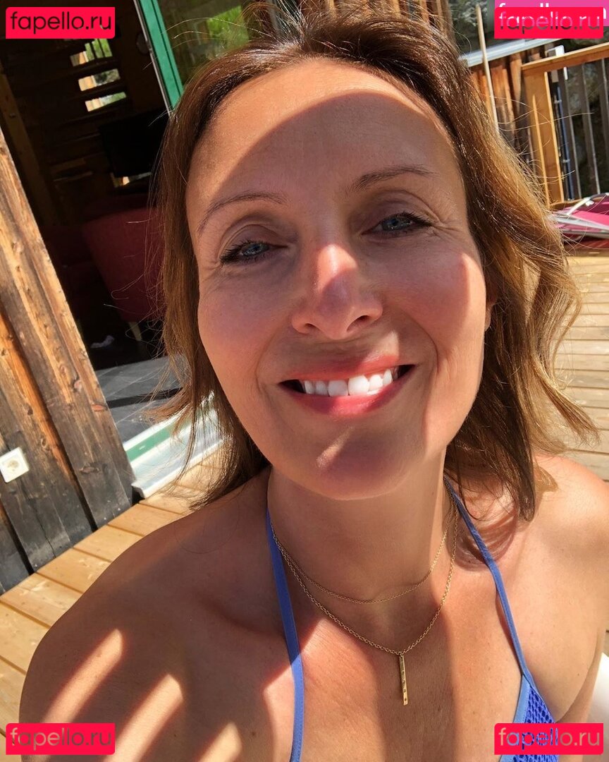 Roberta Bieling / mona.ameziane Onlyfans Photo Gallery 