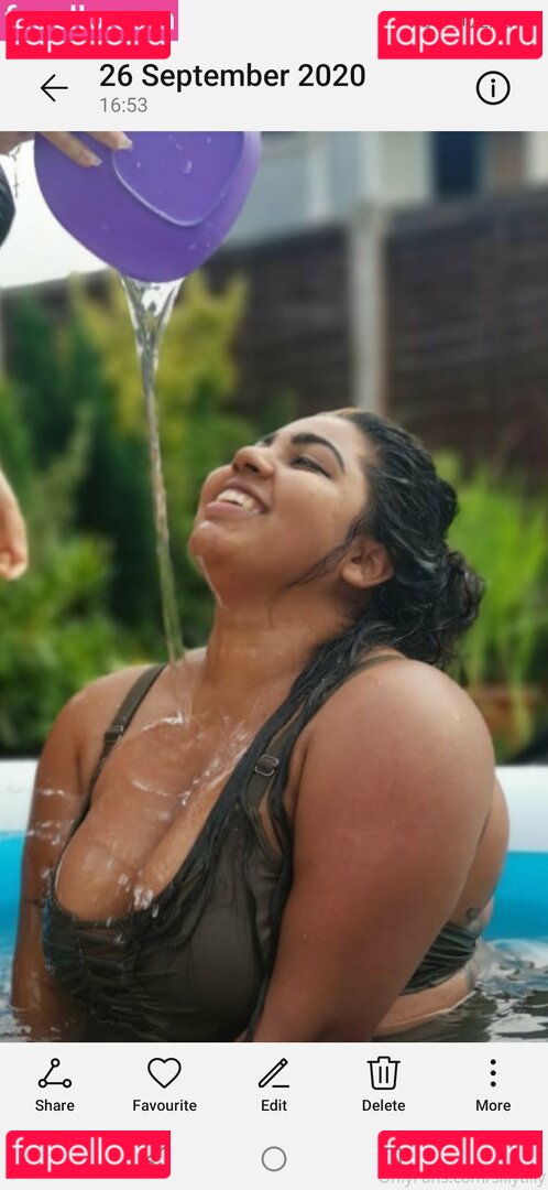 sillytilly Onlyfans Photo Gallery 