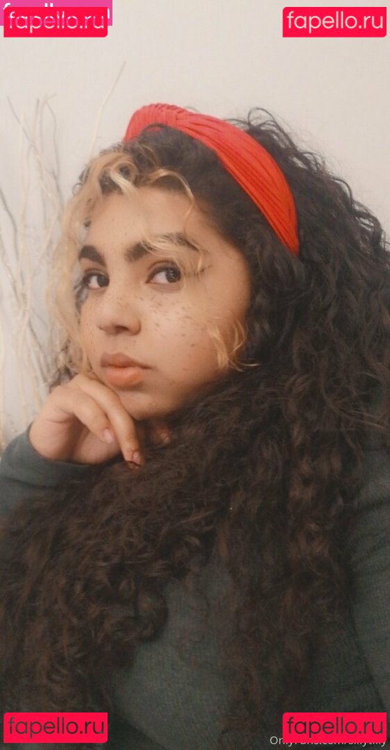 sillytilly Onlyfans Photo Gallery 