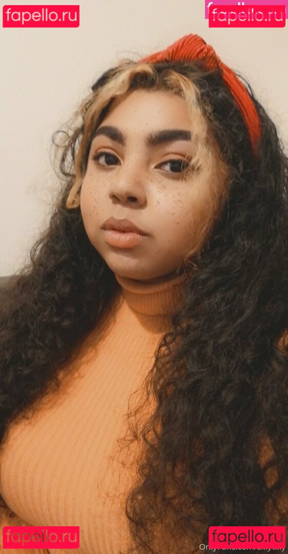 sillytilly Onlyfans Photo Gallery 