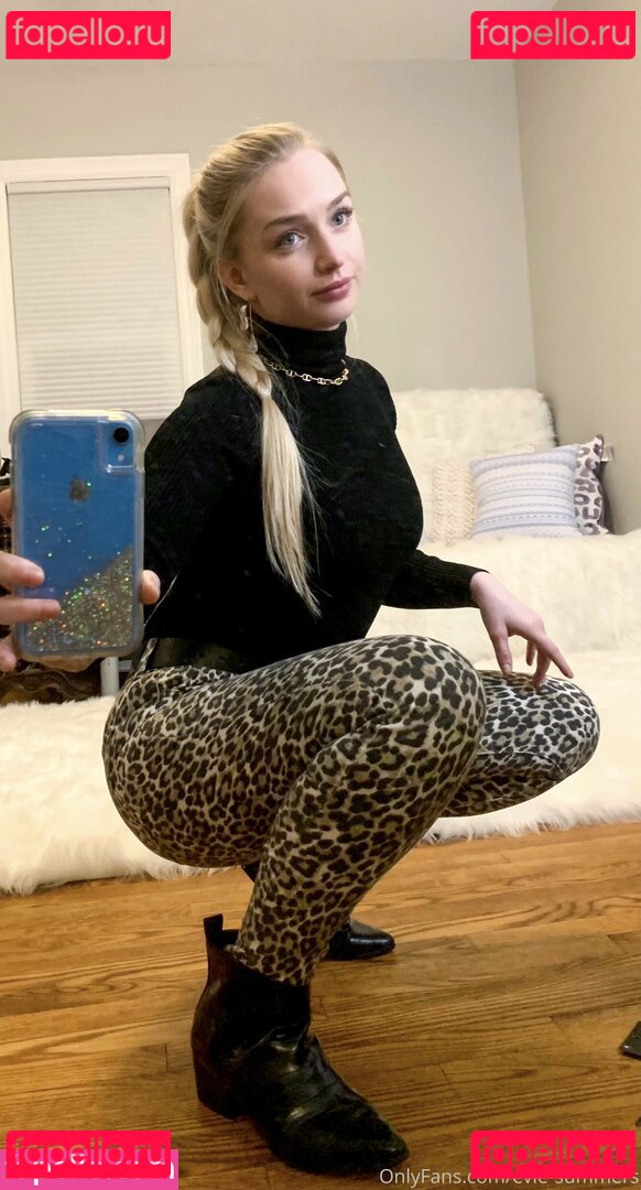 evie-summers / evsummers Onlyfans Photo Gallery 