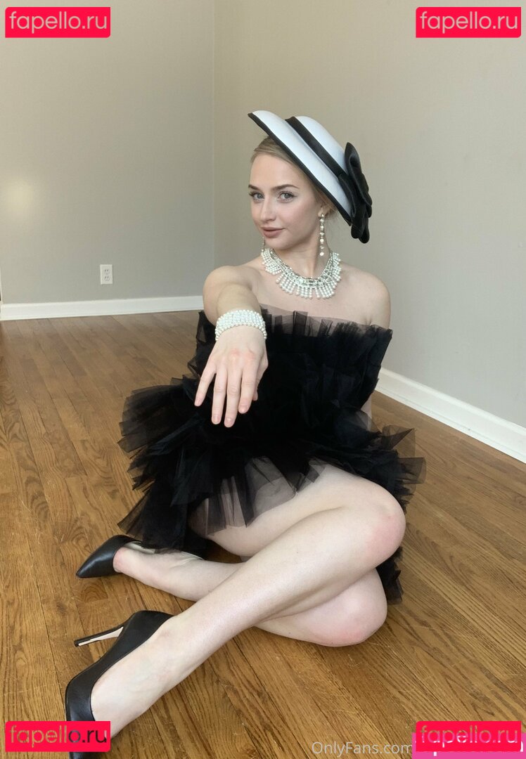 evie-summers / evsummers Onlyfans Photo Gallery 