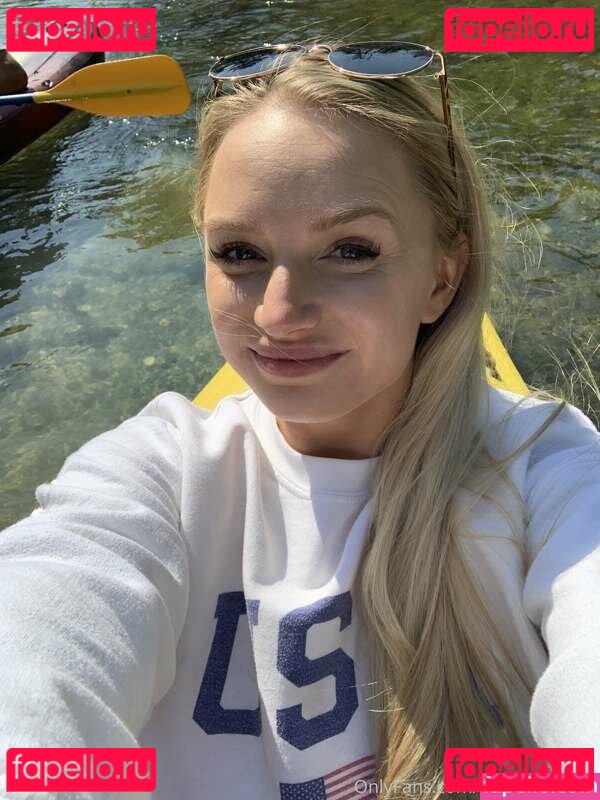 evie-summers / evsummers Onlyfans Photo Gallery 