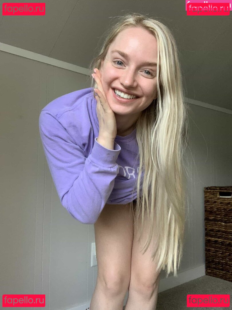 evie-summers / evsummers Onlyfans Photo Gallery 