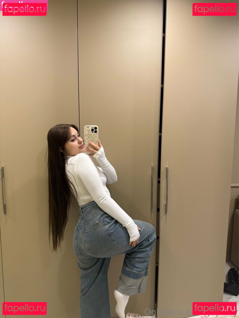 joylucy Onlyfans Photo Gallery 