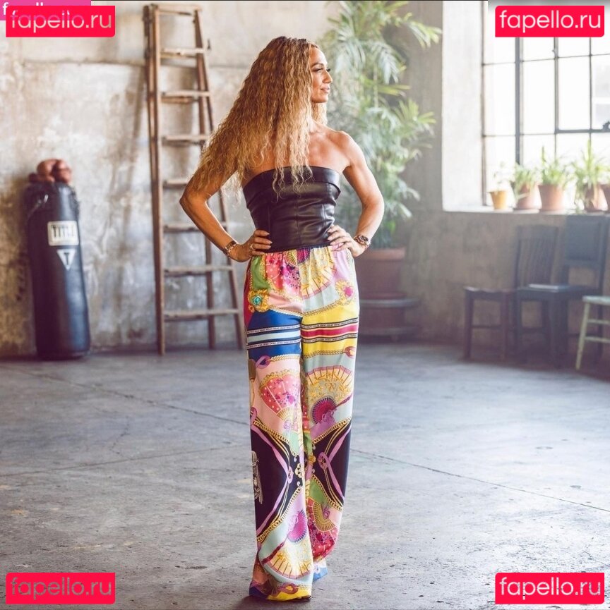 Kate Abdo / Kate Scott / kate_scott / katescott Onlyfans Photo Gallery 