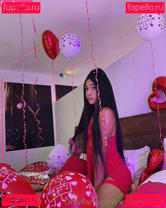 Mariana Sandoval / x_mariana_s Onlyfans Photo Gallery 