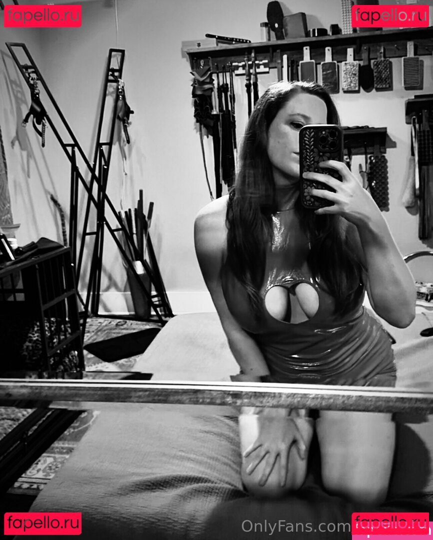 annalally Onlyfans Photo Gallery 