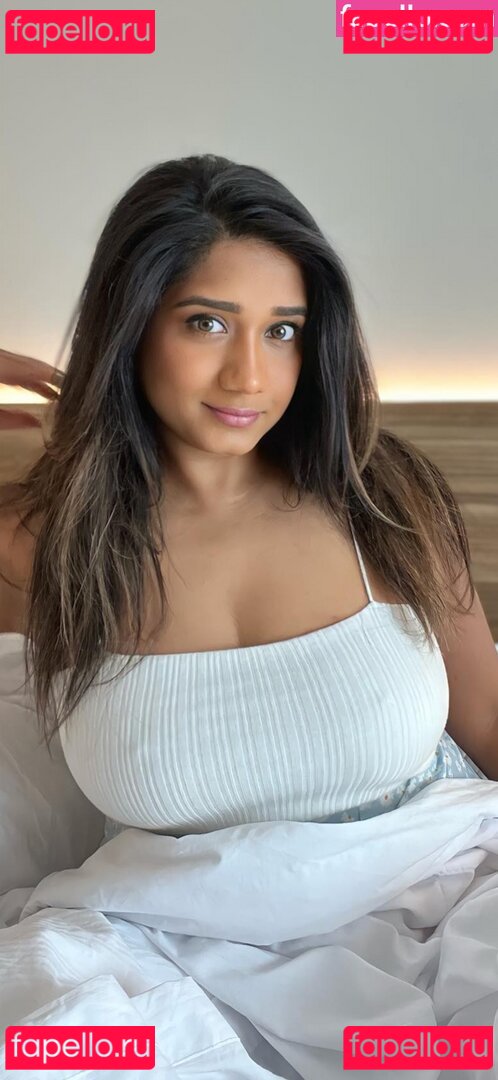 iconicolee / iconicoleeee / lightskinicolee Onlyfans Photo Gallery 