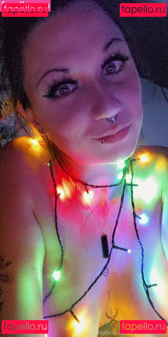 thatbakedwitcch / thatbakedwitch Onlyfans Photo Gallery 