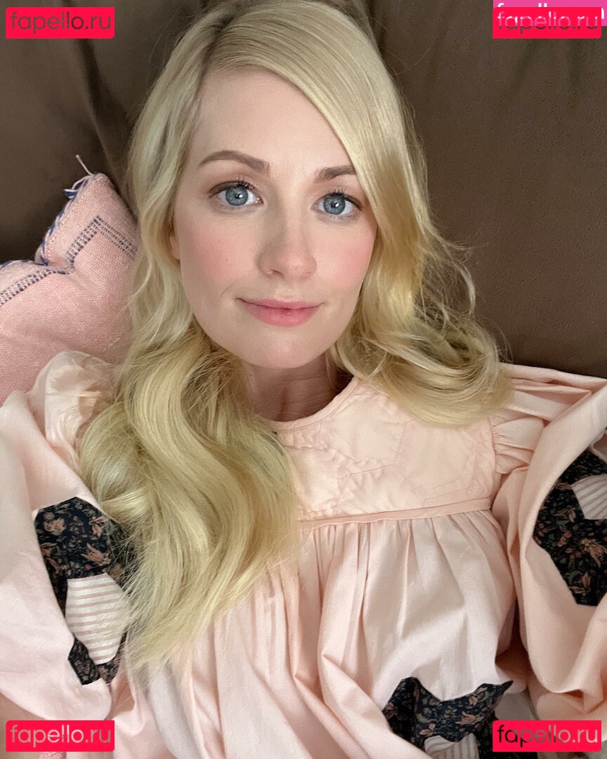 Beth Behrs / bethbehrs Onlyfans Photo Gallery 