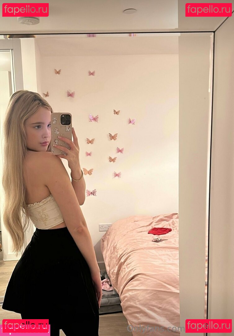 petiterose19 Onlyfans Photo Gallery 