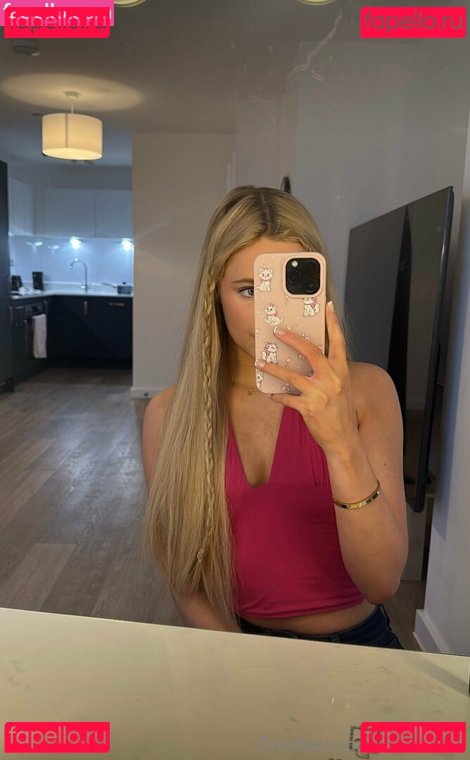 petiterose19 Onlyfans Photo Gallery 