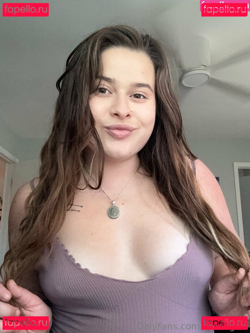 green.gabi / greengabi Onlyfans Photo Gallery 