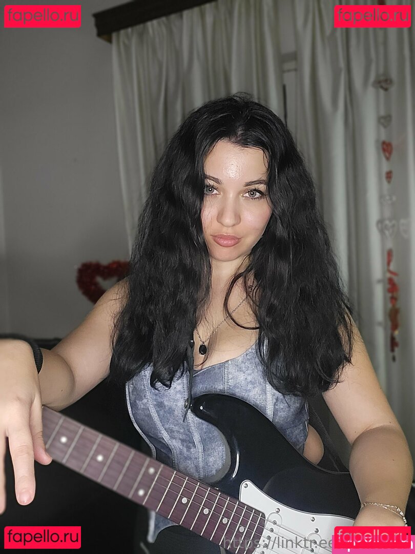 melodyfree / melodytvfree Onlyfans Photo Gallery 