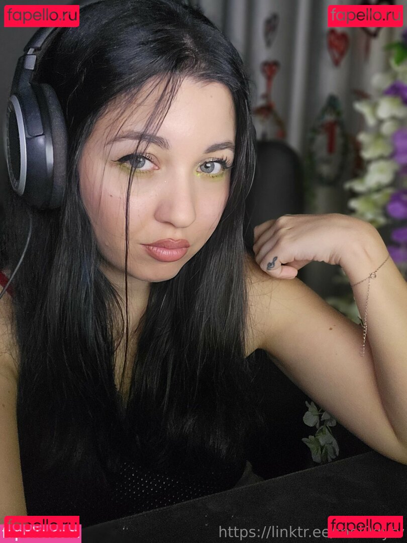 melodyfree / melodytvfree Onlyfans Photo Gallery 