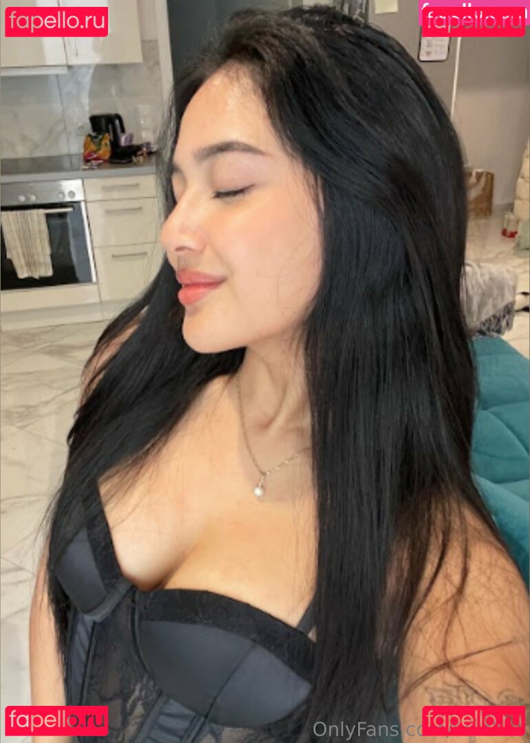 vivchen / vivthemole Onlyfans Photo Gallery 