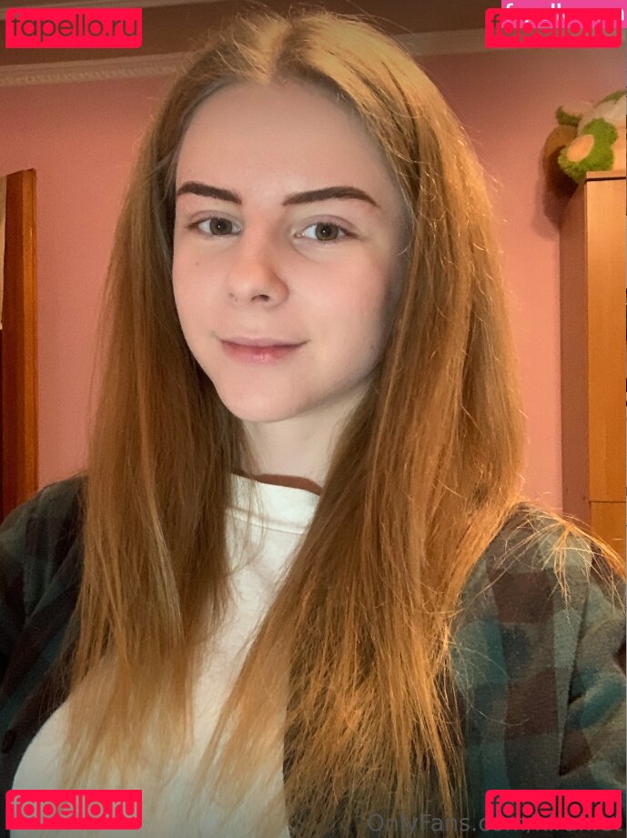 kirafirst Onlyfans Photo Gallery 