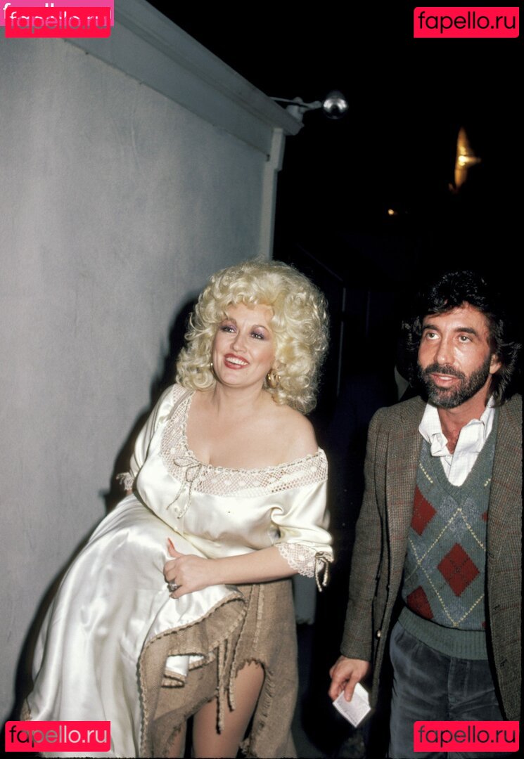 Dolly Parton / DollyParton Onlyfans Photo Gallery 