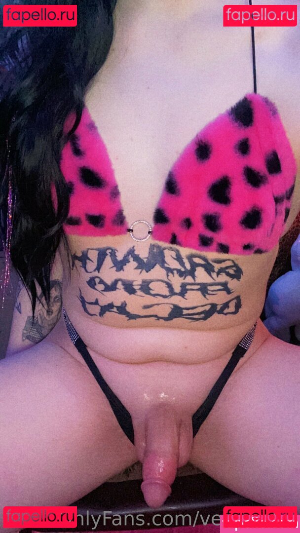 veeisaslut / veesualist Onlyfans Photo Gallery 