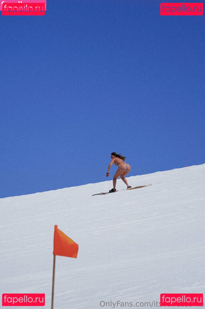 xoitsvanessa Onlyfans Photo Gallery 