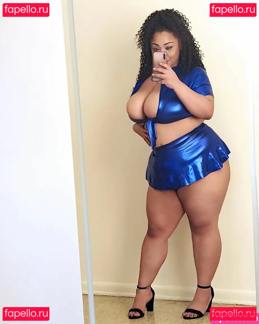 Karyssia Bauer / bustykary / kurvykary Onlyfans Photo Gallery 