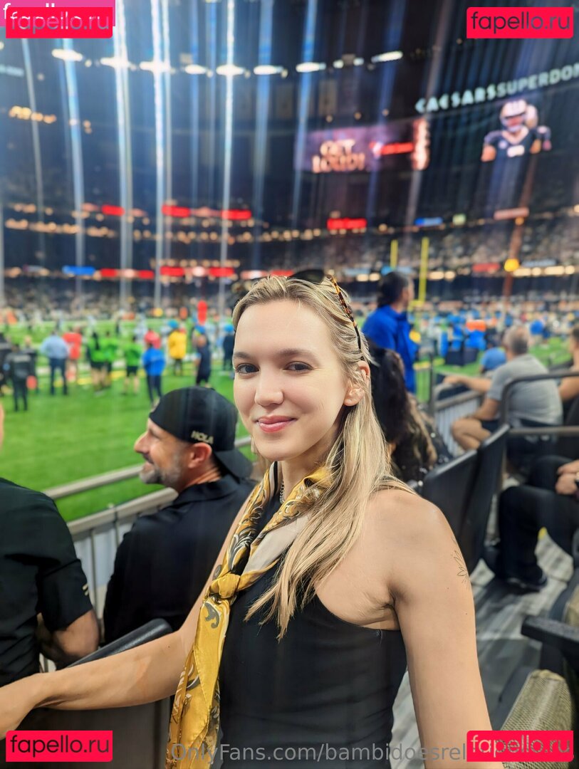 bambidoesrelationships / recoilsweetheart Onlyfans Photo Gallery 