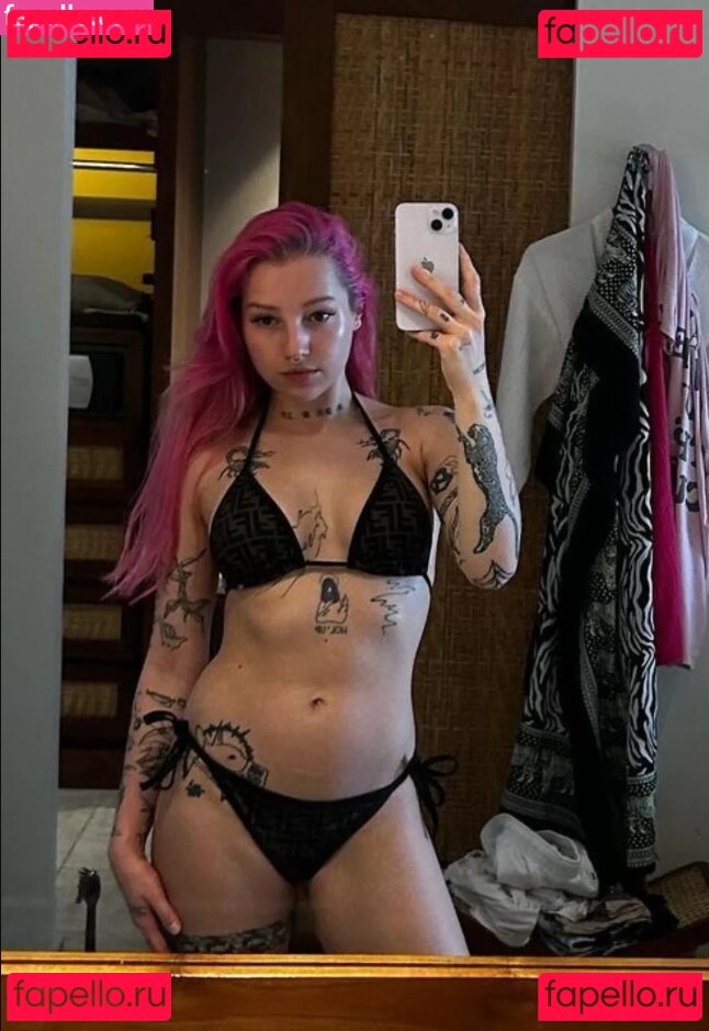 Young Leosia / youngleosia Onlyfans Photo Gallery 