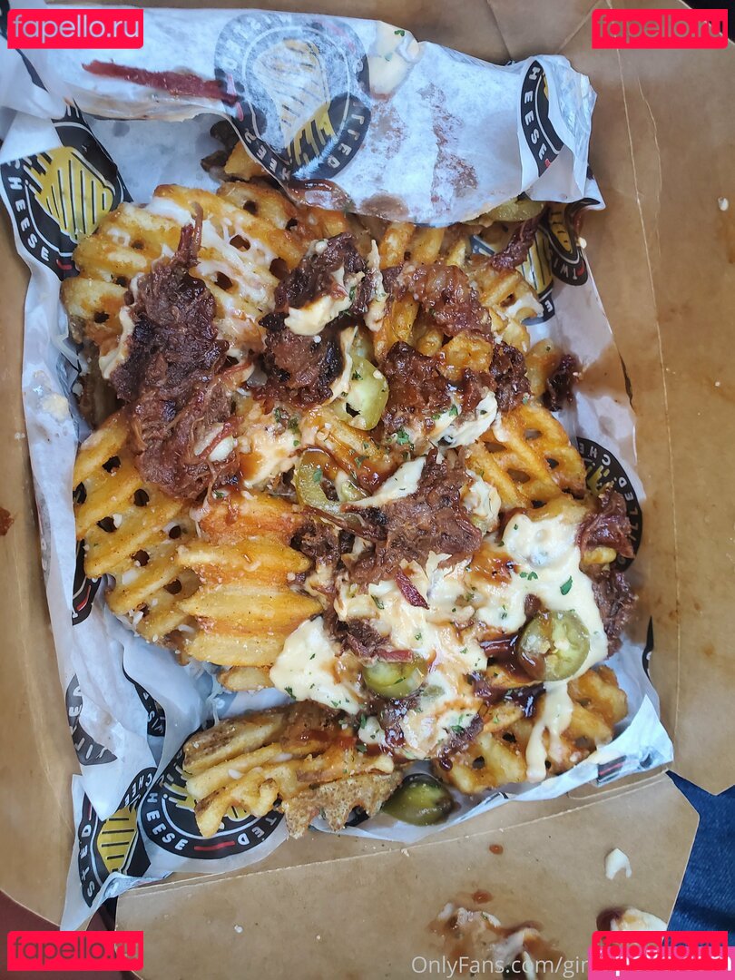 gingermckaylove / lovemikaylaeve Onlyfans Photo Gallery 