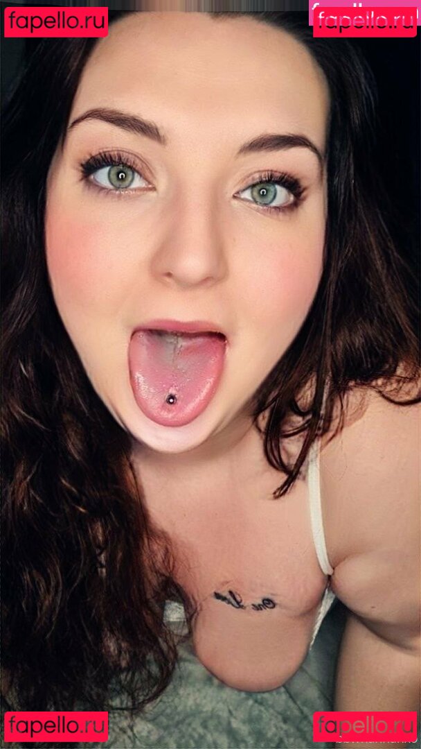 elliemartinx / elliemartinxo Onlyfans Photo Gallery 