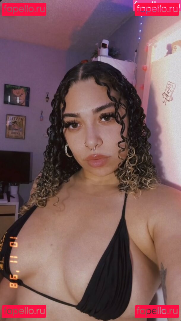 Uffemily / emilywillisxxx Onlyfans Photo Gallery 