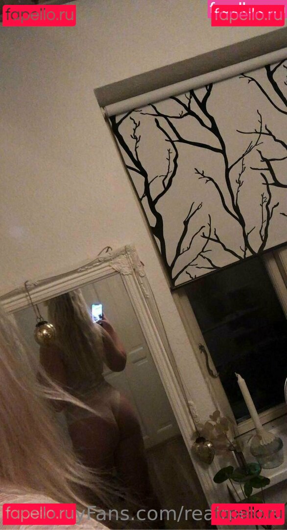 realannanna / realnanna Onlyfans Photo Gallery 